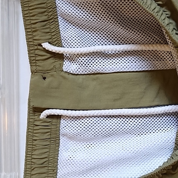 Tommy Bahama Men's Swim trunks/shorts - Picture 5 of 5